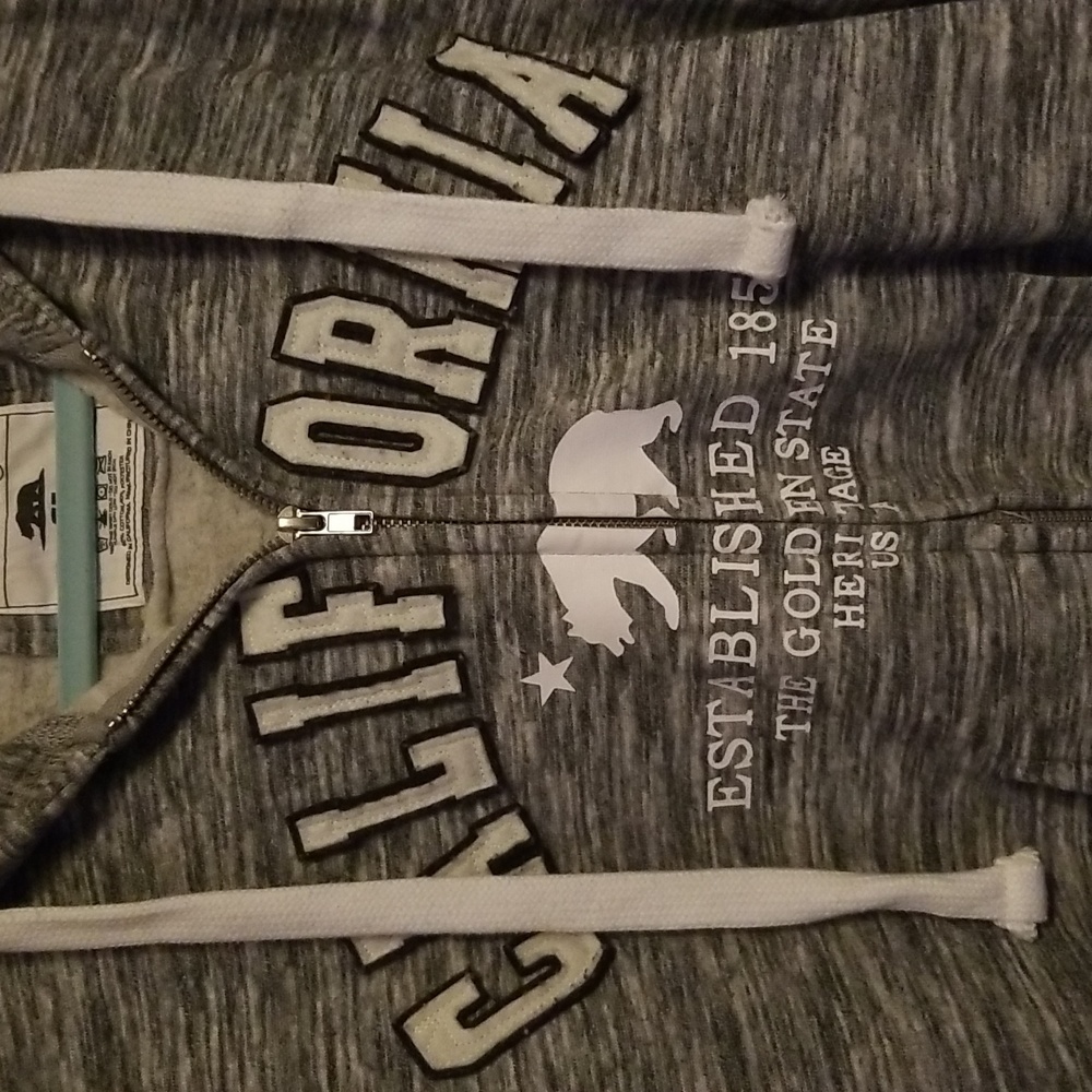 Sweatshirt - Picture 3 of 3